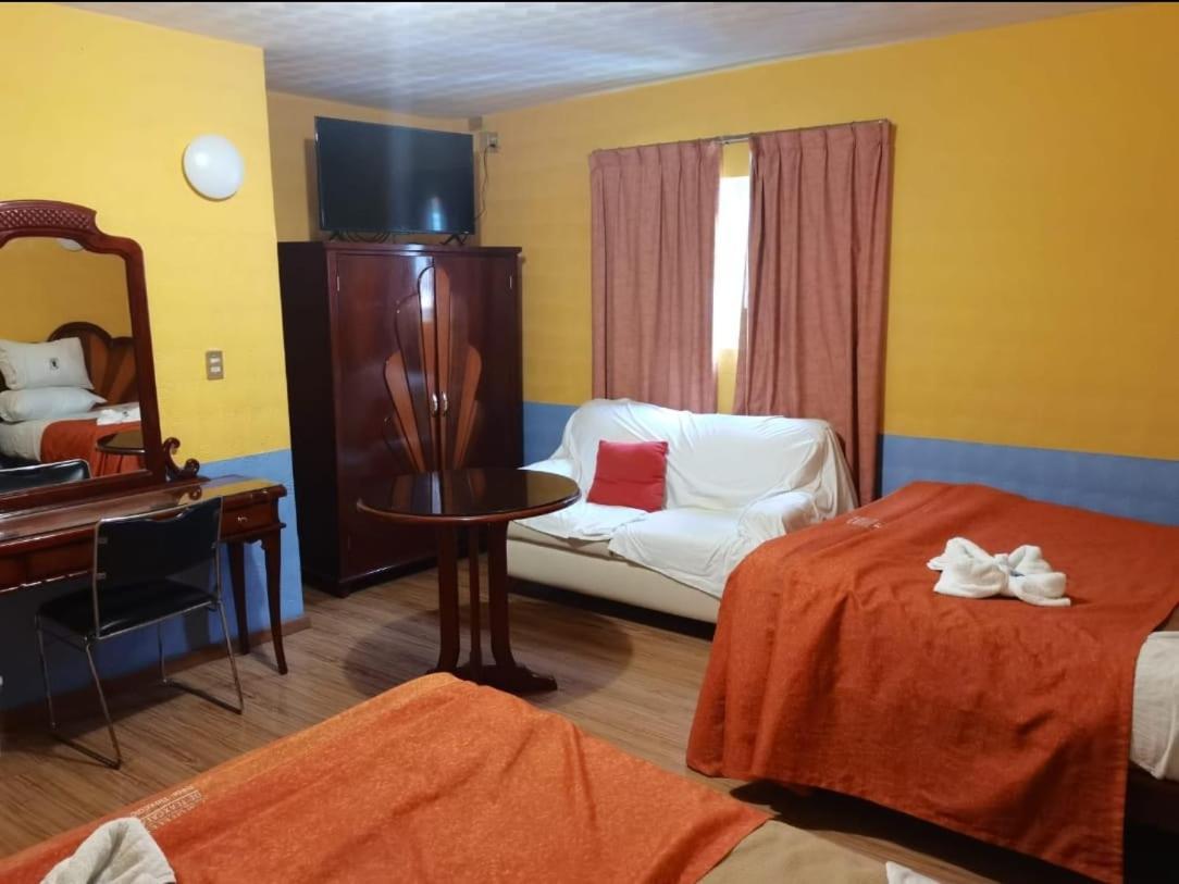 Hotel Real Tlaxcala ภายนอก รูปภาพ