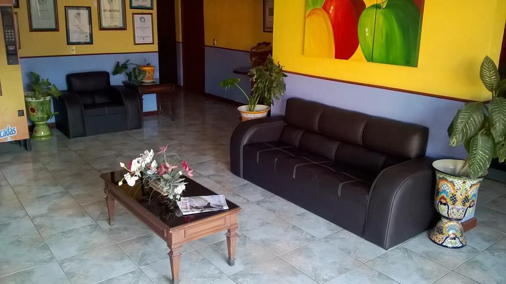 Hotel Real Tlaxcala ภายนอก รูปภาพ