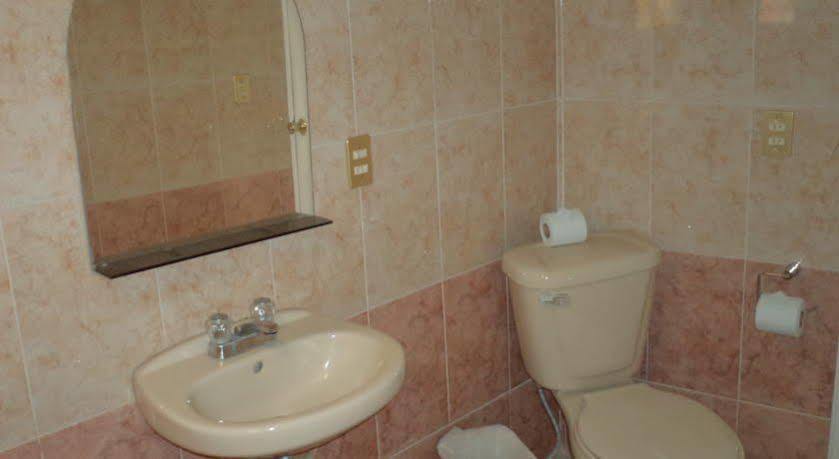 Hotel Real Tlaxcala ภายนอก รูปภาพ